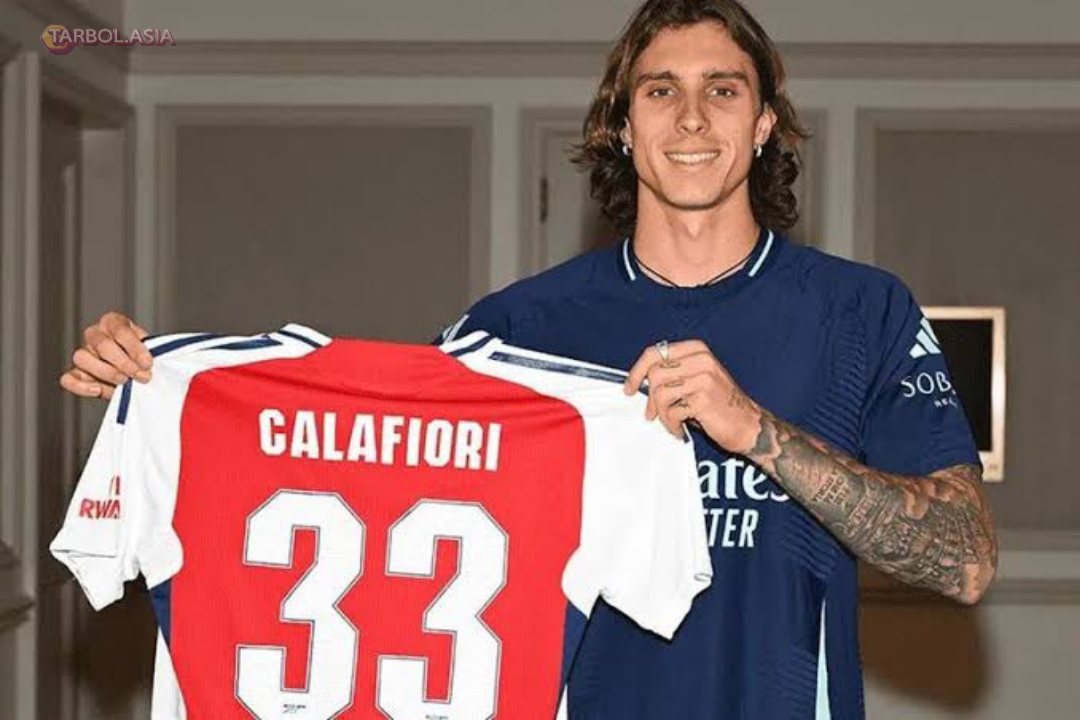 Monster EPL, Arsenal berhasil meringkus Riccardo Calafiori dari Bologna.